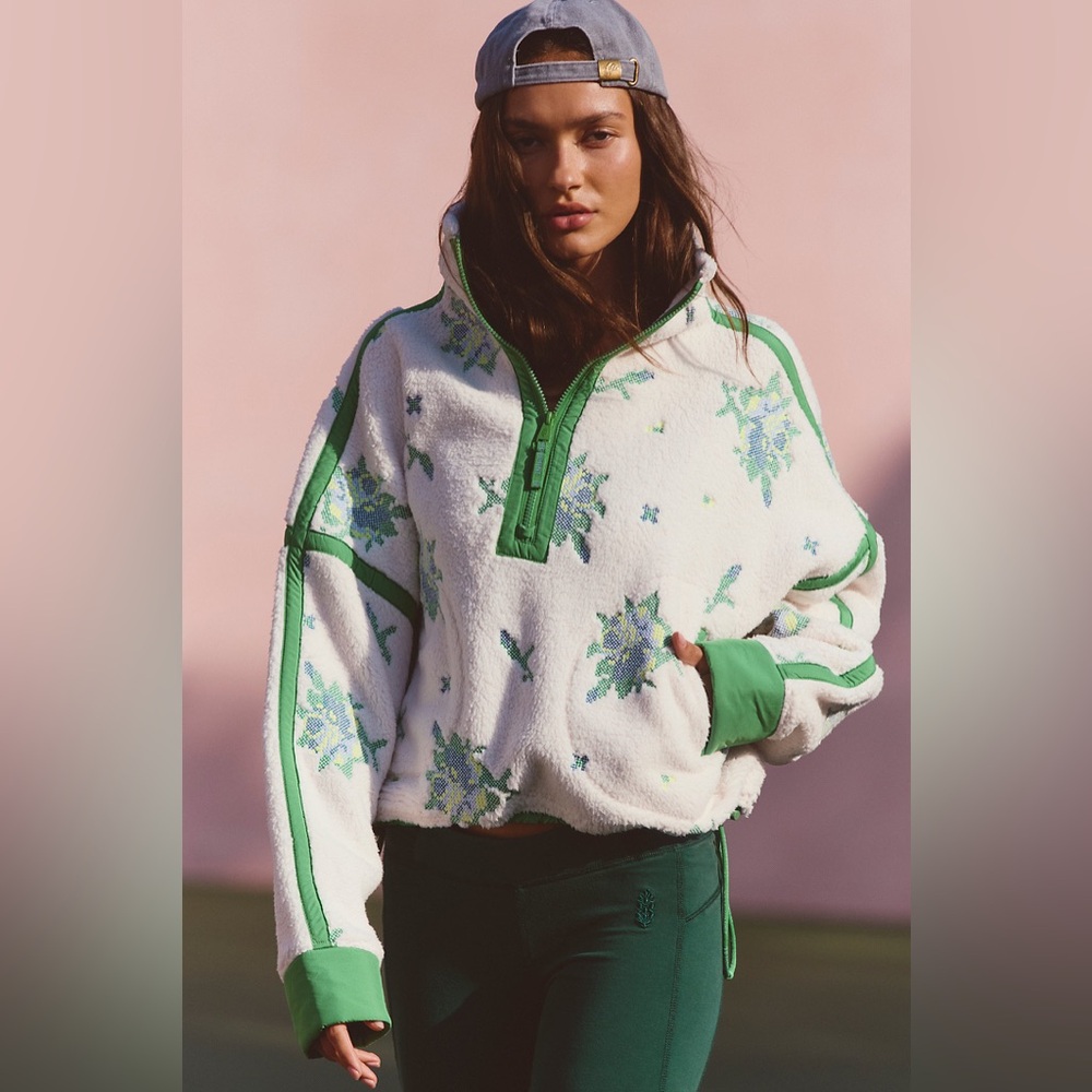 FP Movement by Free People White Sherpa Half‑Zip Sweatshirt with Green Trim
